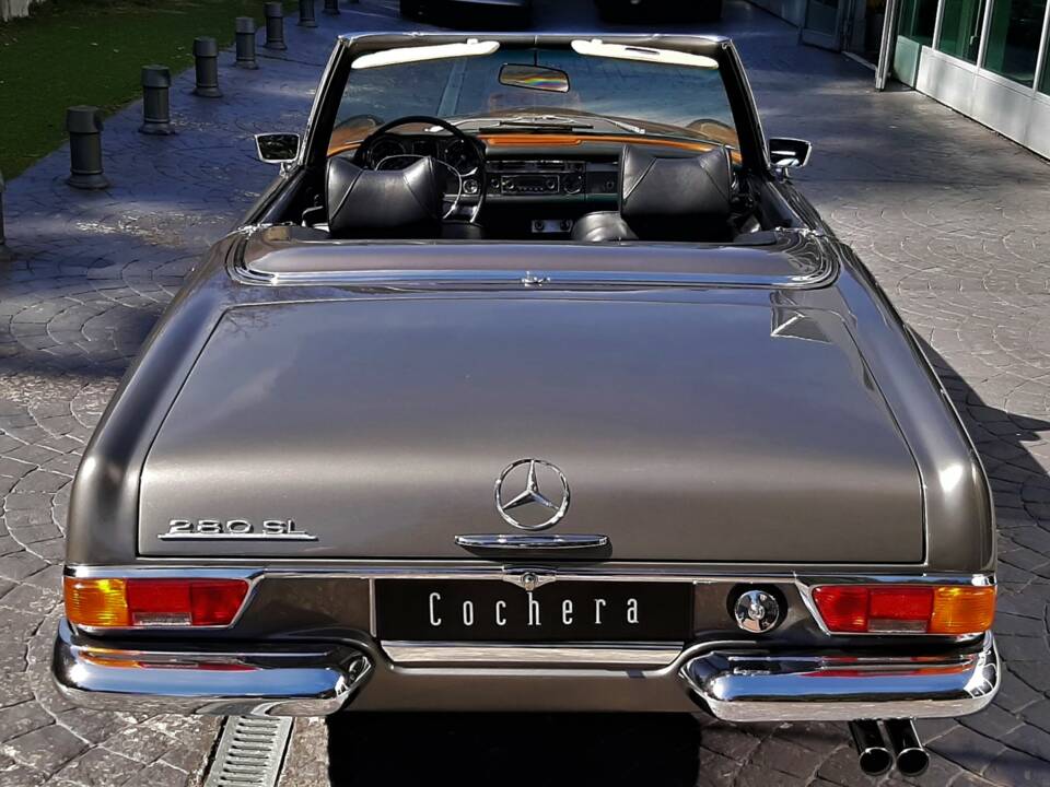 Immagine 5/16 di Mercedes-Benz 280 SL (1970)