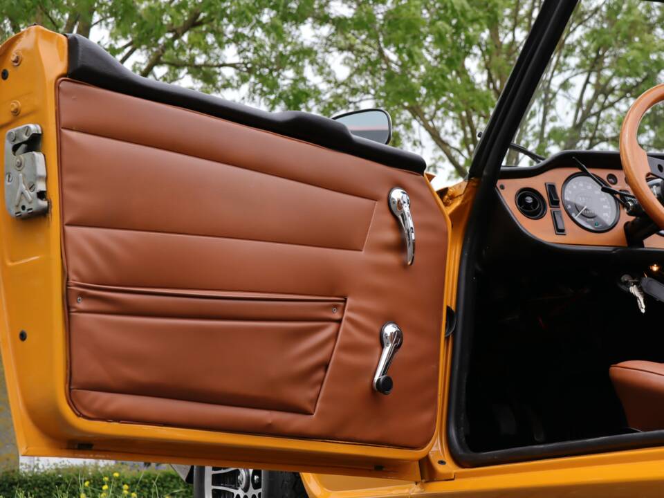 Bild 25/50 von Triumph TR 6 (1974)