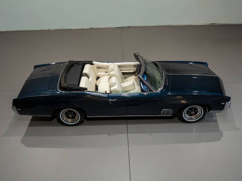 Bild 36/38 von Buick Wildcat Convertible (1969)