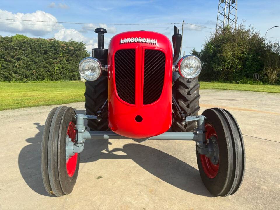 Bild 2/16 von Lamborghini DL 30 Super (1956)