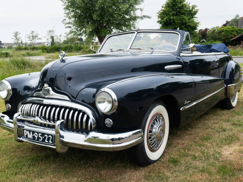 Image 1/8 of Buick 50 Super Convertible (1947)