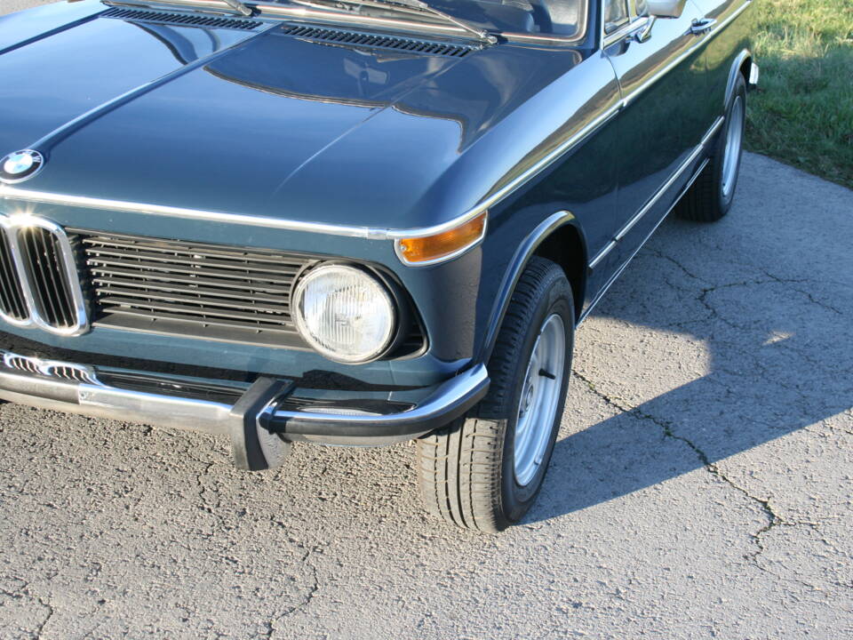 Image 7/69 de BMW 2002 (1974)