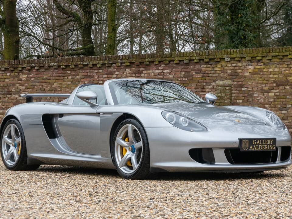 Image 32/50 de Porsche Carrera GT (2005)