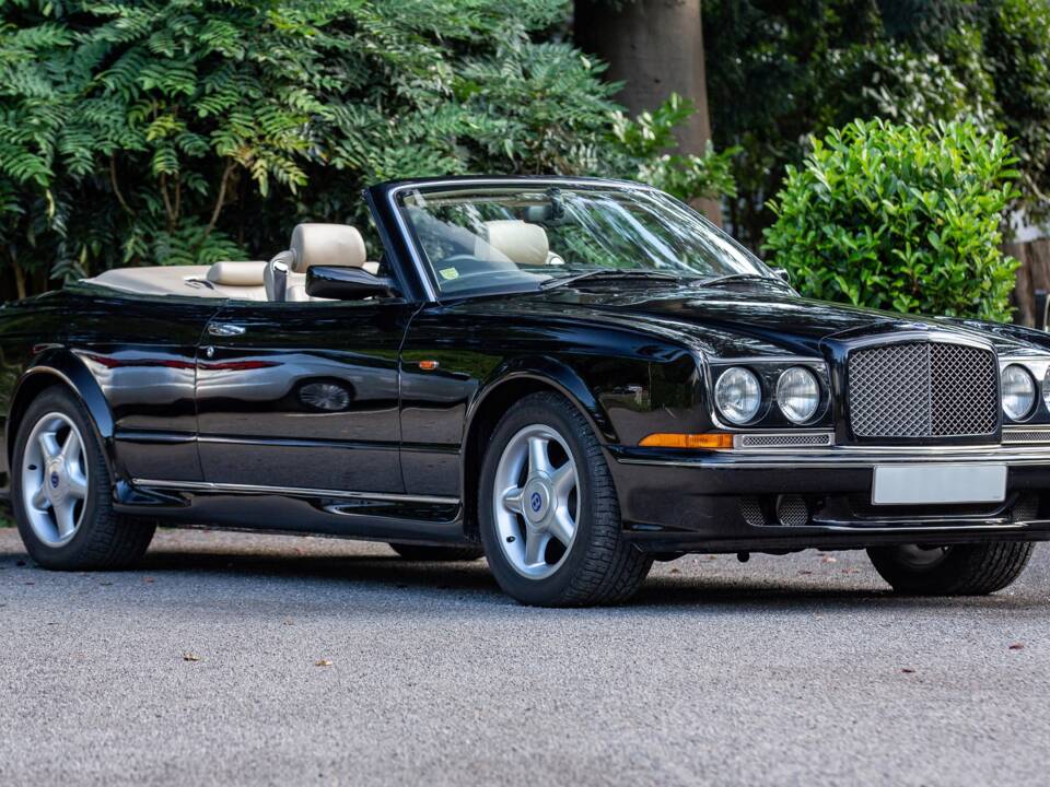 Imagen 1/39 de Bentley Azure Mulliner (2001)