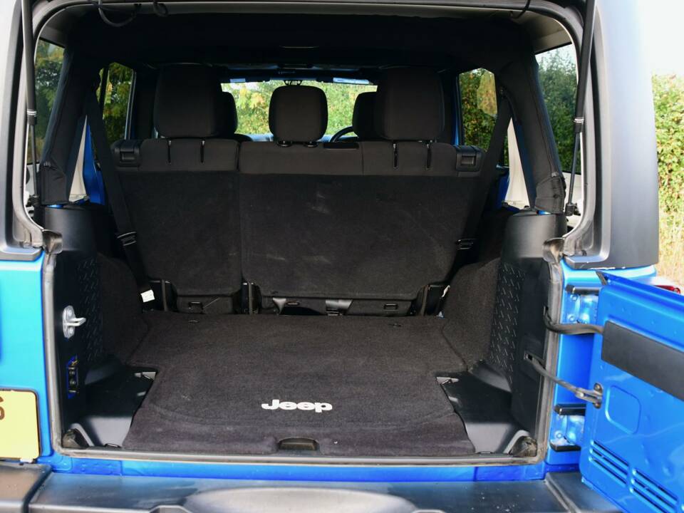 Bild 29/50 von Jeep Wrangler 3.8 &quot;75th Aniversary&quot; (2016)