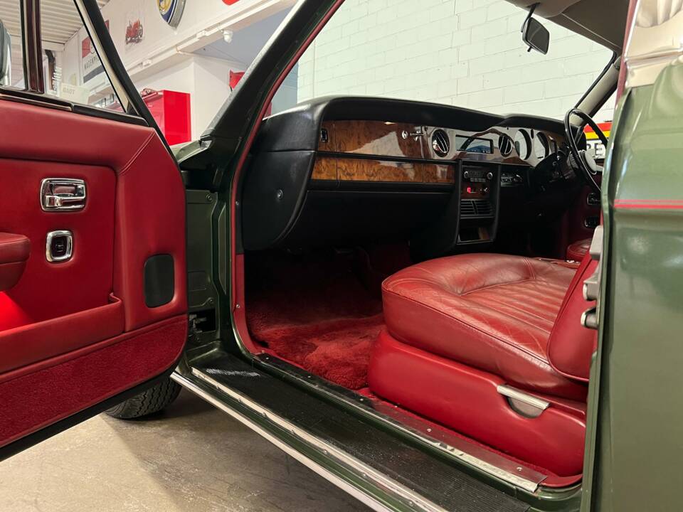 Image 7/18 of Rolls-Royce Silver Spirit (1982)