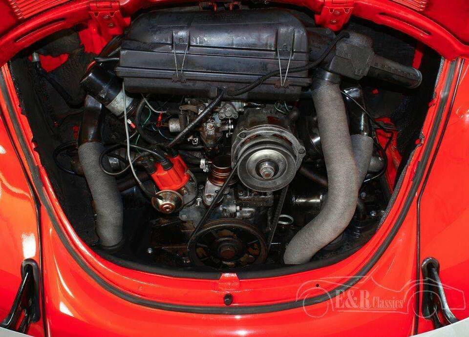 Image 3/19 of Volkswagen Escarabajo 1303 (1977)