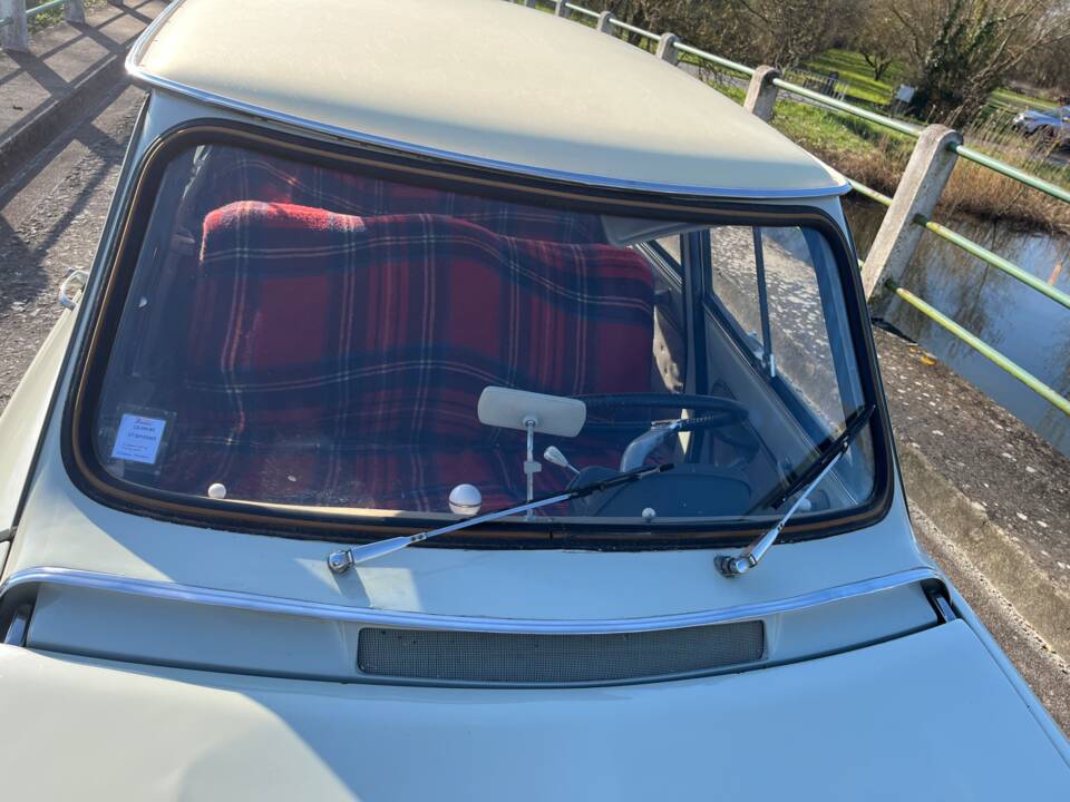 Bild 28/70 von Citroën Ami 6 Berline (1964)