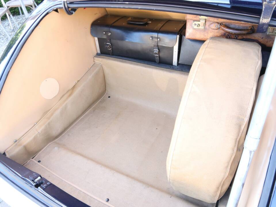 Image 8/50 de Jaguar Mk IX (1961)