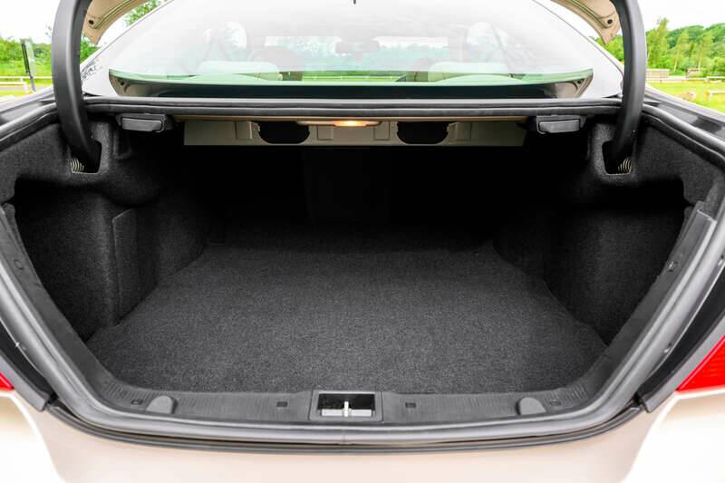 Bild 41/47 von Mercedes-Benz CLK 320 (2003)