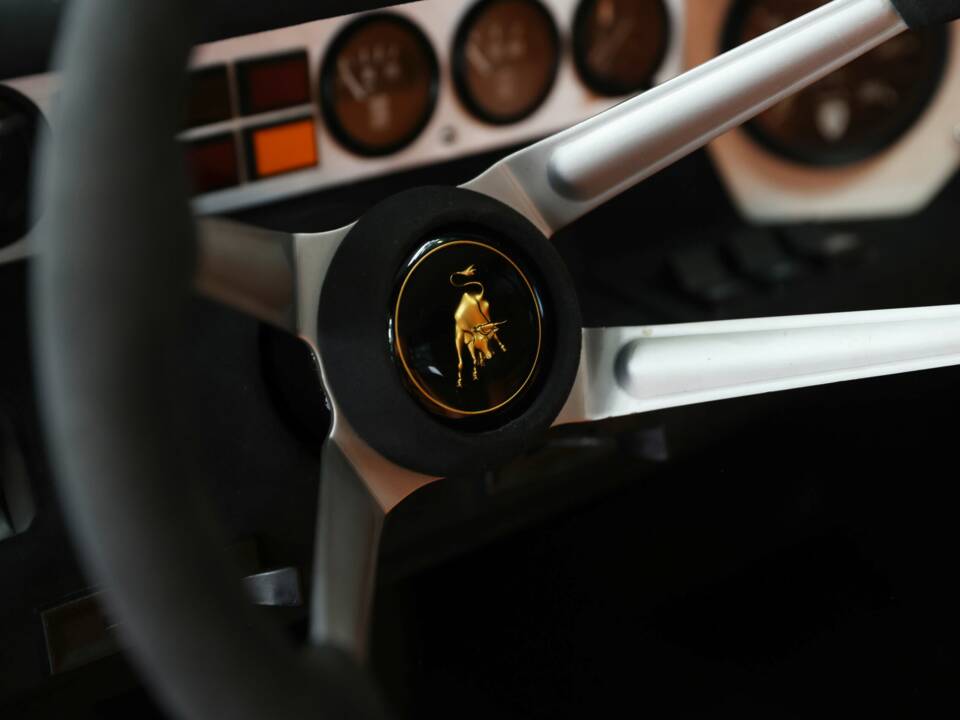 Bild 35/50 von Lamborghini Urraco P 250 (1973)