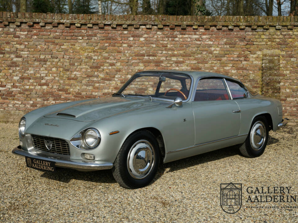 Bild 36/50 von Lancia Flaminia GT 2.8 3C Touring (1968)