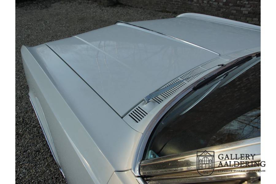 Image 33/50 of Oldsmobile Dynamic 88 (1966)