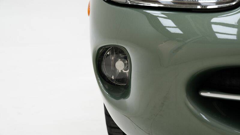 Image 13/15 of Jaguar XK8 4.0 (2000)