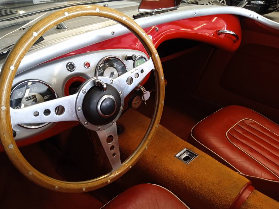 Image 15/15 of Austin-Healey 100&#x2F;4 (BN2) (1956)