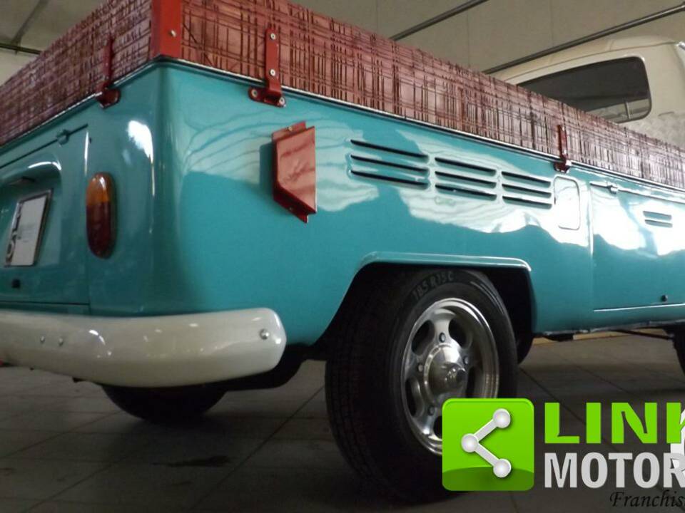 Image 9/10 de Volkswagen T2a pickup (1969)