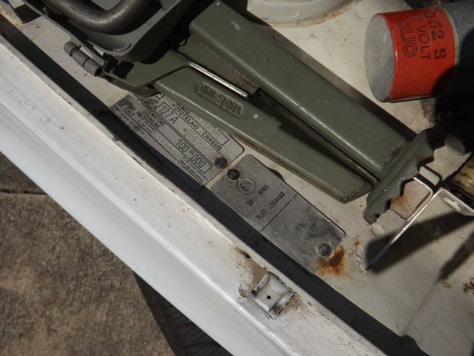 Image 41/50 de FIAT 127 (1972)