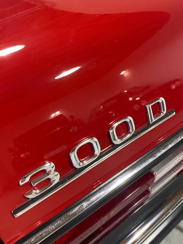 Image 65/100 of Mercedes-Benz 300 D (1983)