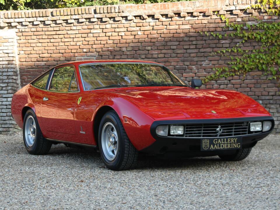 Imagen 47/50 de Ferrari 365 GTC/4 (1972)