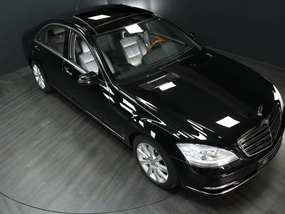 Immagine 46/78 di Mercedes-Benz S 600 L (2010)