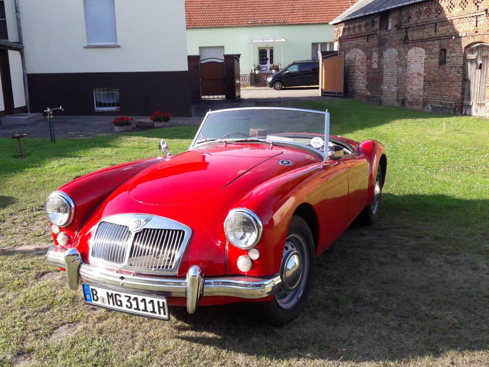 Immagine 4/47 di MG MGA 1500 (1957)
