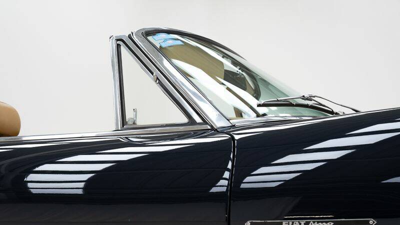 Image 13/15 of FIAT Dino Spider (1967)