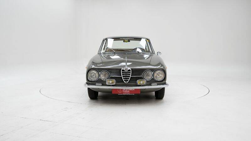 Bild 5/15 von Alfa Romeo 2000 Sprint (1961)