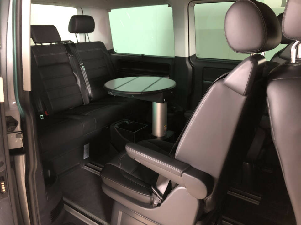 Bild 26/32 von Volkswagen T6.1 Multivan 2.0 TDI 4Motion (2023)