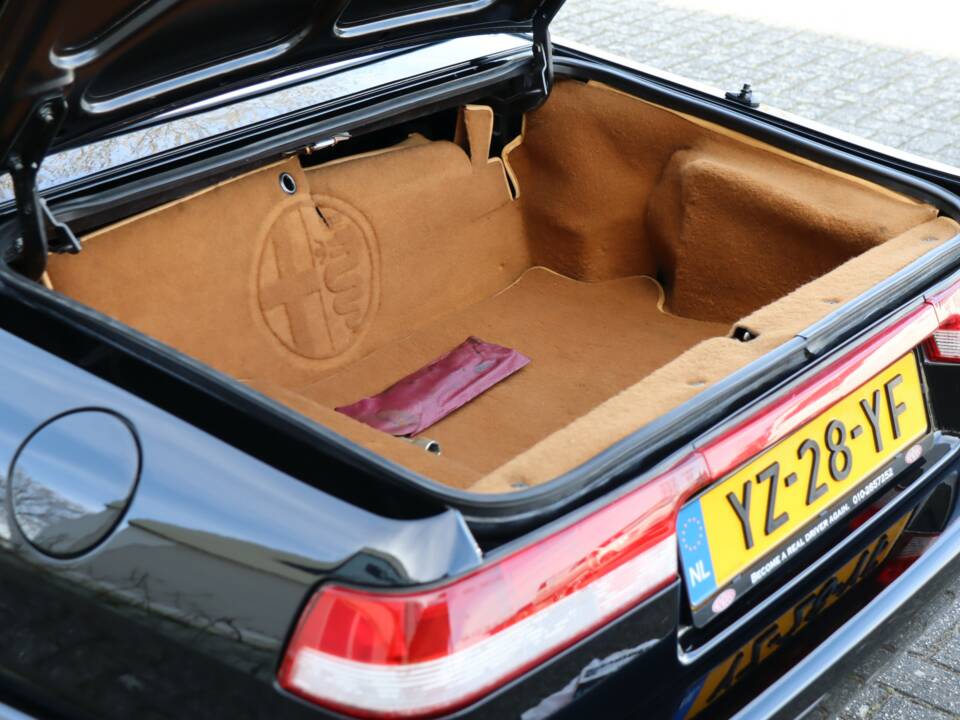 Afbeelding 18/50 van Alfa Romeo 2.0 Spider (1991)