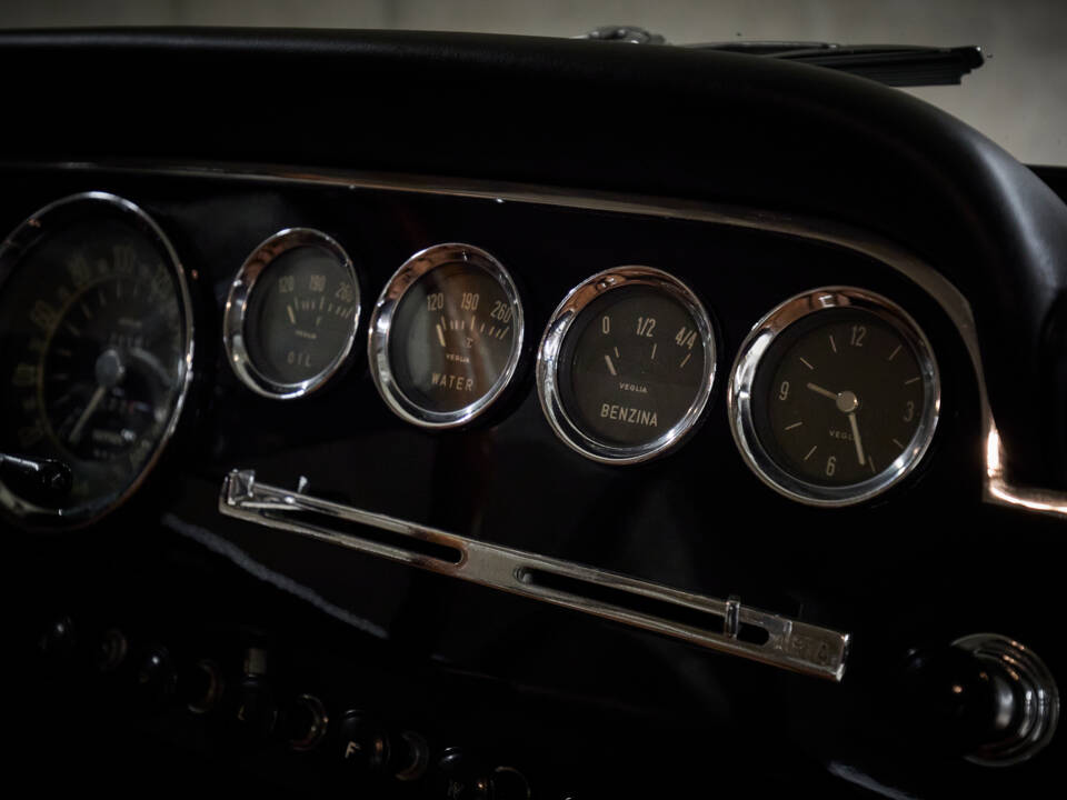 Bild 73/155 von Ferrari 250 GT 2+2 (1962)