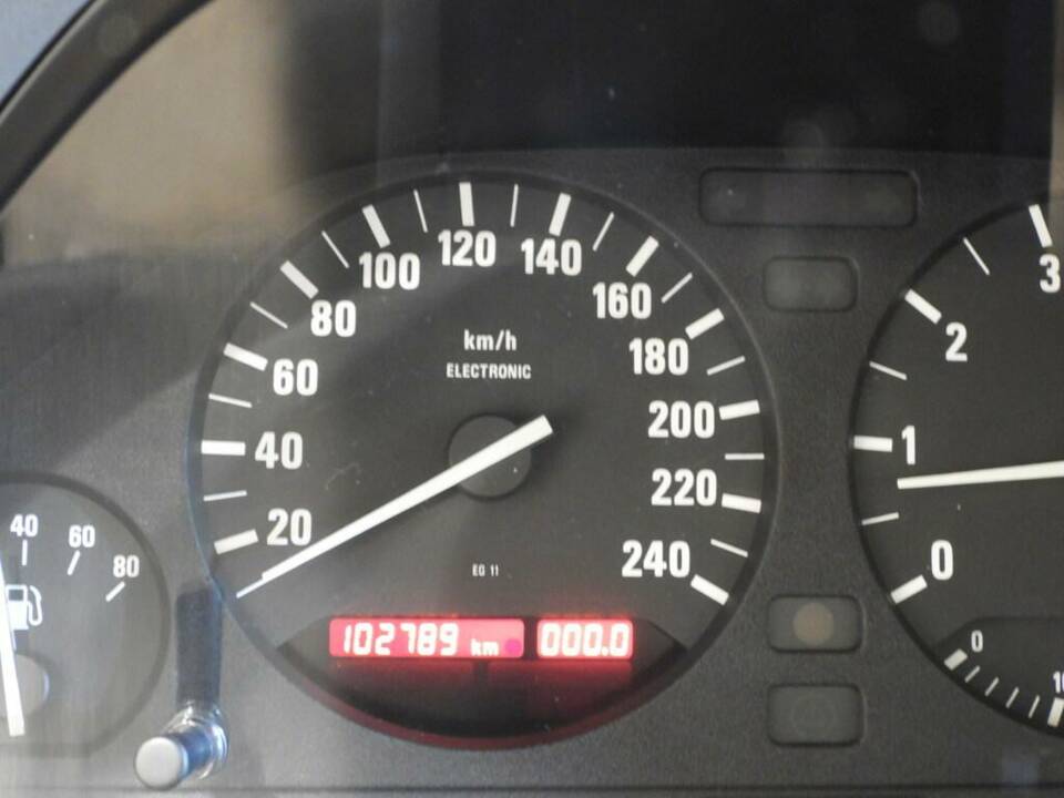 Bild 5/10 von BMW 520i (1994)