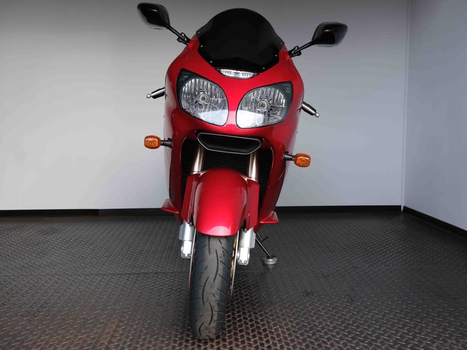 Image 63/91 of Kawasaki Ninja 1200 ZX-12R (2000)
