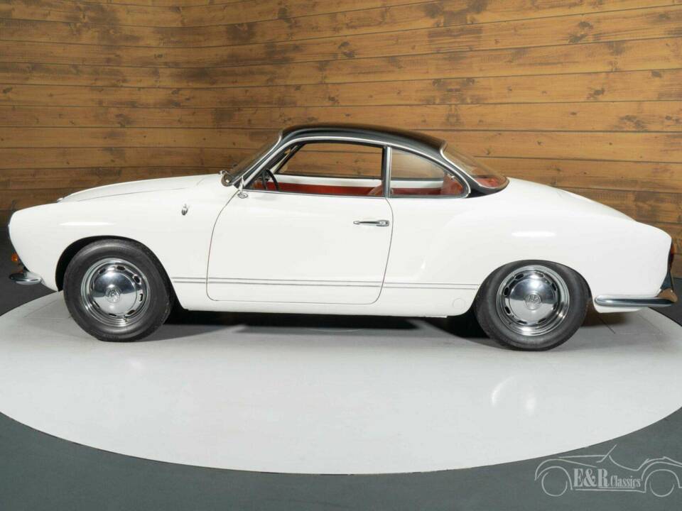 Image 23/29 of Volkswagen Karmann Ghia 1500 (1969)