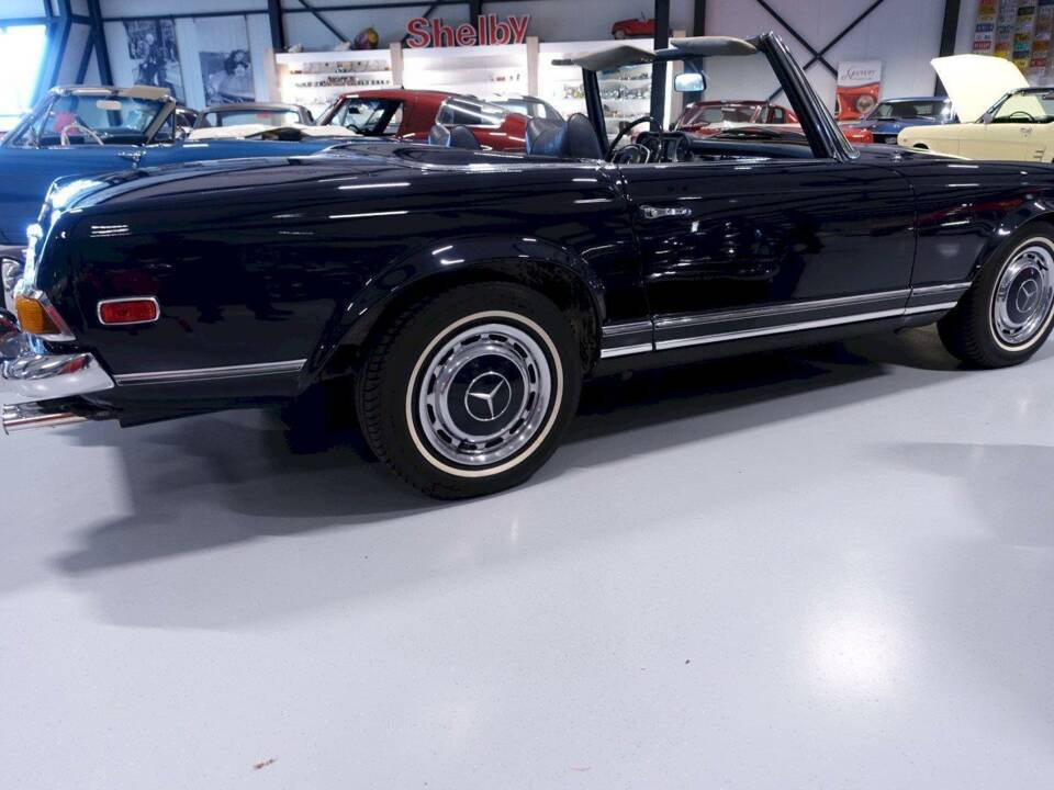 Imagen 9/36 de Mercedes-Benz 280 SL (1971)