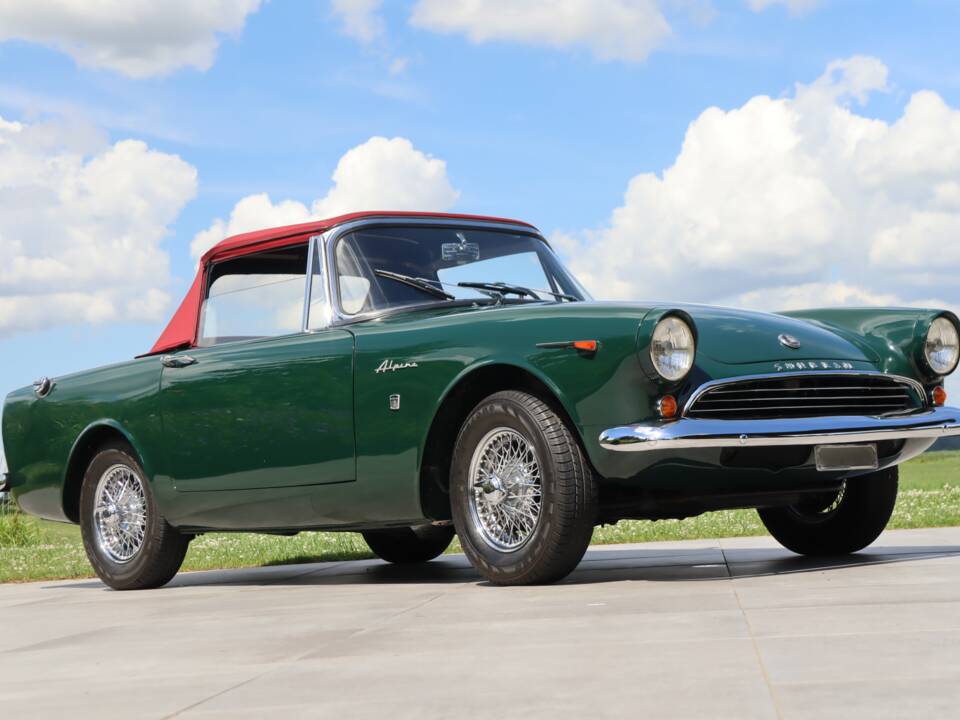 Image 15/50 of Sunbeam Alpine Mk IV (1965)