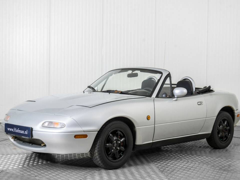Immagine 1/50 di Mazda MX-5 1.6 (1995)