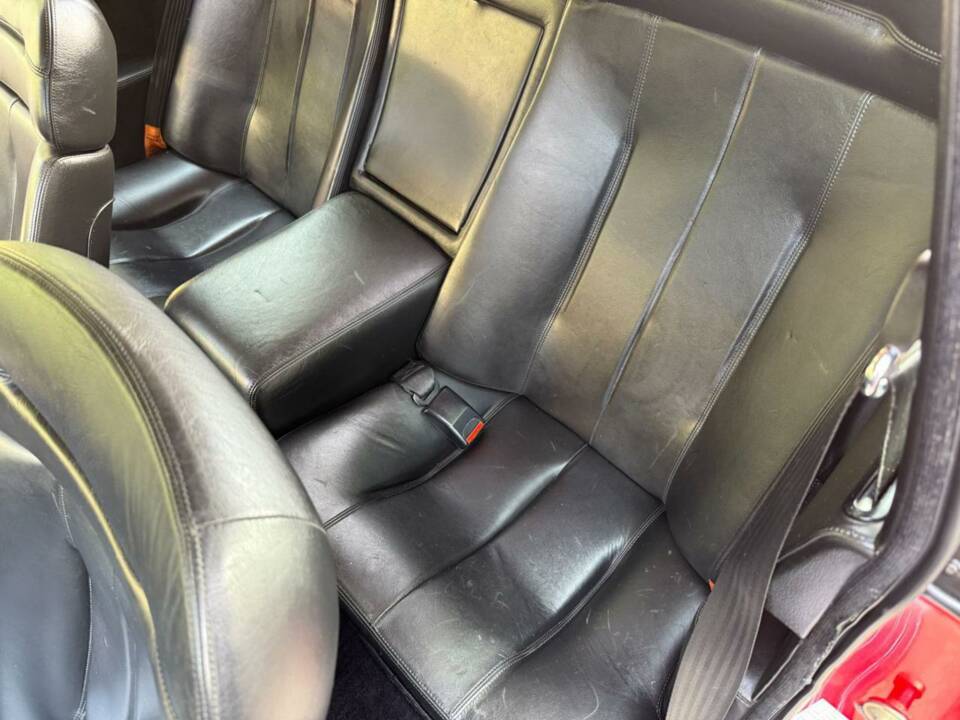 Image 29/50 of Ferrari Mondial 3.2 (1988)