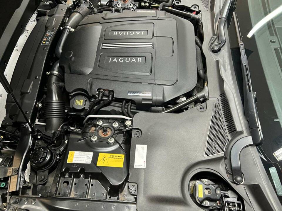 Afbeelding 5/17 van Jaguar XKR (2013)