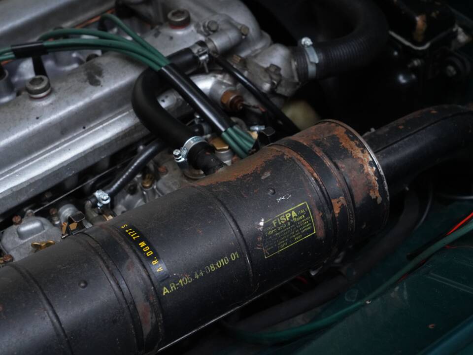 Image 80/83 of Alfa Romeo 1750 Berlina (1970)