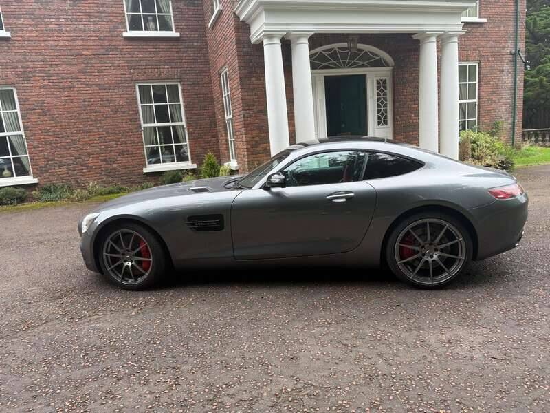 Bild 33/50 von Mercedes-AMG GT-S (2015)