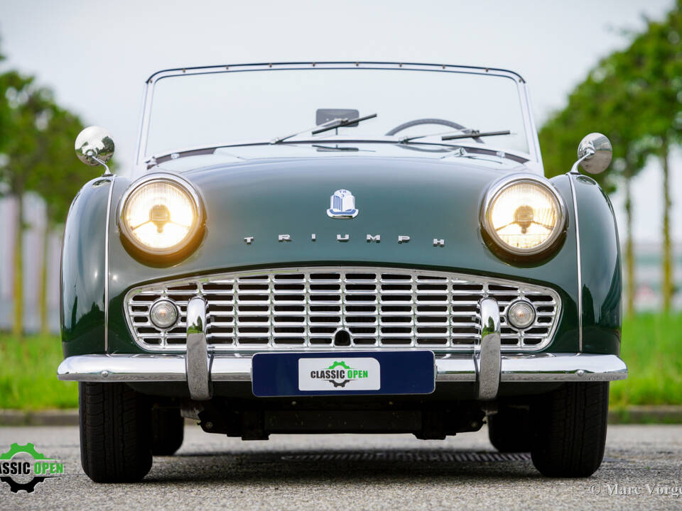 Image 2/41 of Triumph TR 3A (1959)