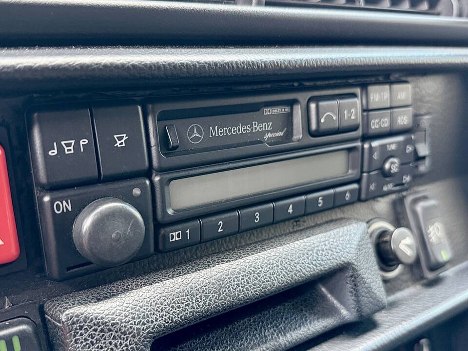 Immagine 14/26 di Mercedes-Benz 280 GE (kurz) (1988)