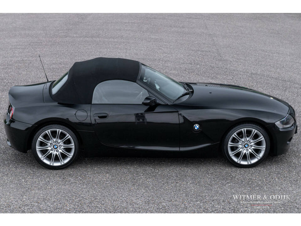 Immagine 9/30 di BMW Z4 2.5i (2005)