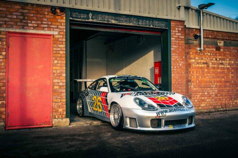 Afbeelding 59/60 van Porsche 911 GT3 RS (2002)