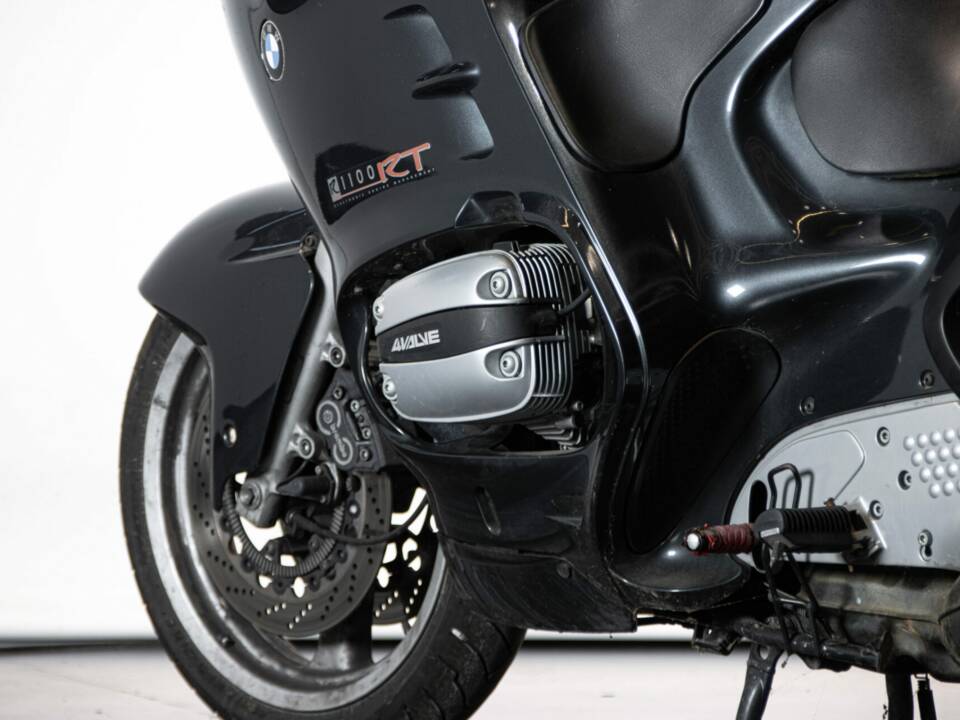 Image 21/50 de BMW R 1100 RT (1998)