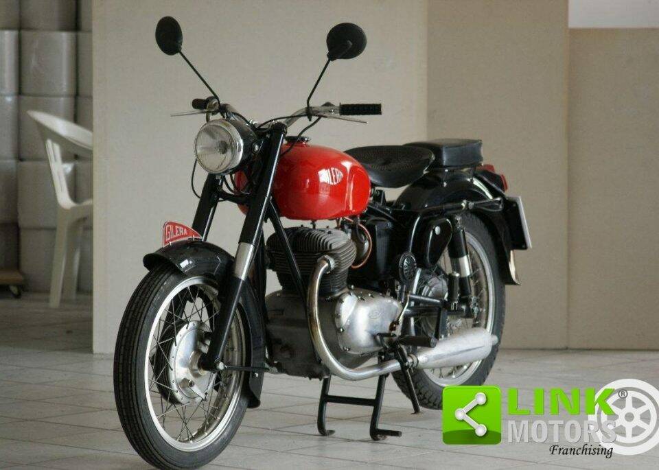 Image 2/19 of Gilera B 300 (1976)