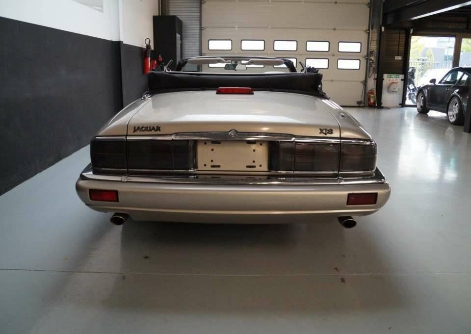 Image 35/50 de Jaguar XJS 4.0 (1995)