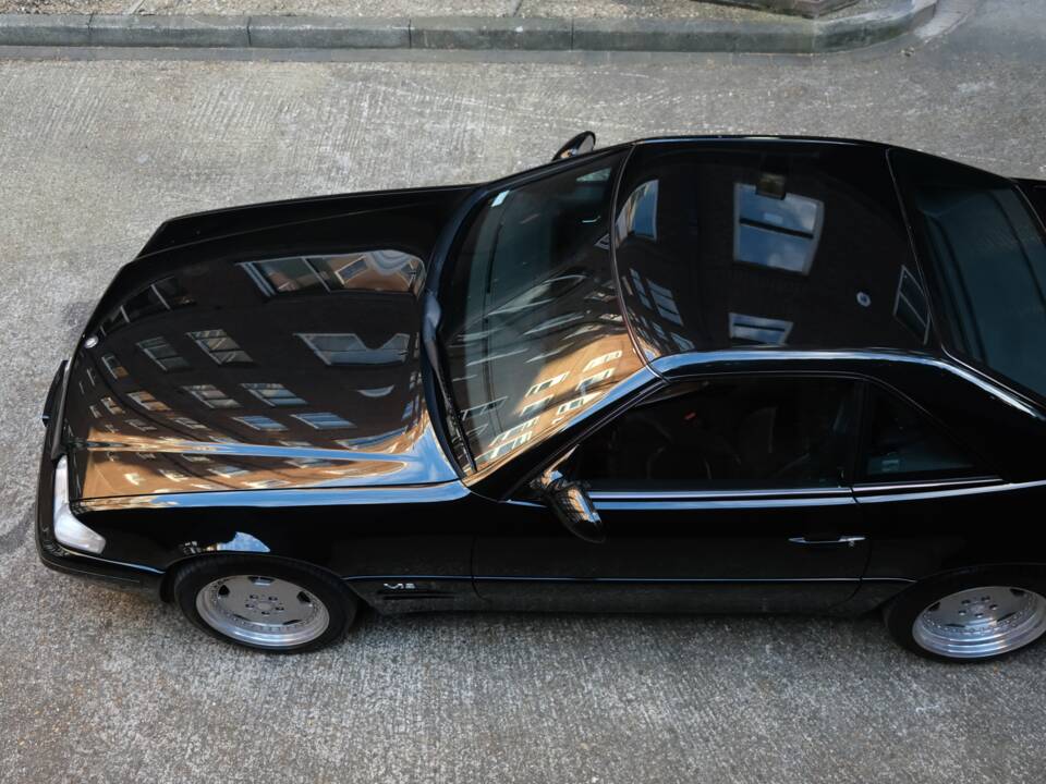 Image 21/100 of Mercedes-Benz SL 600 (1998)
