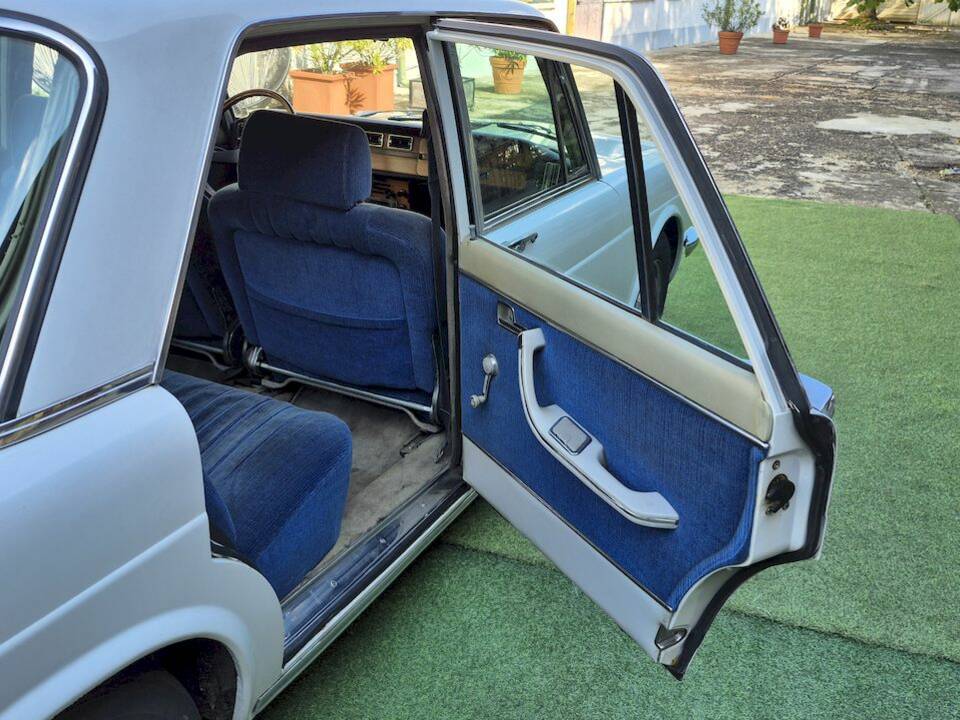 Bild 41/59 von Lancia 2000 Iniezione (1972)