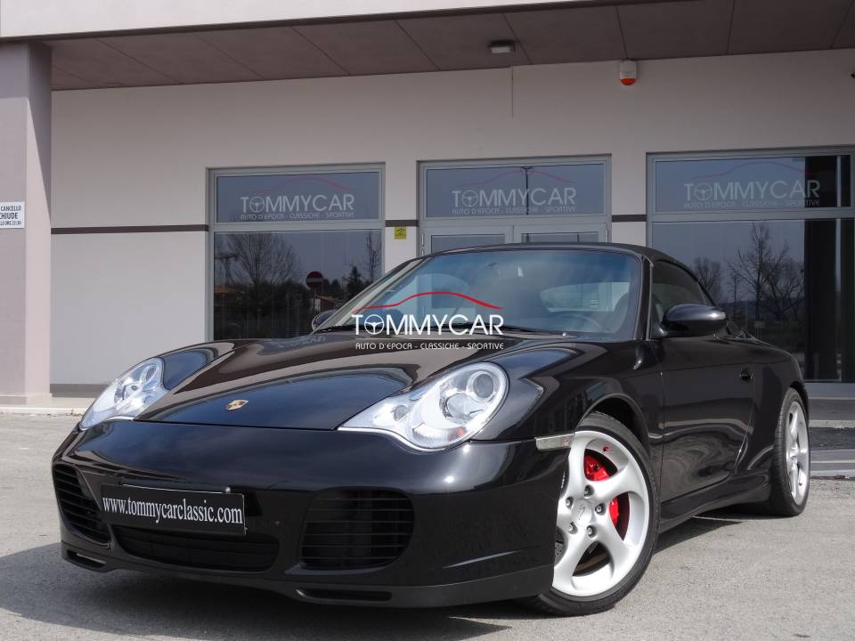 Image 5/23 de Porsche 911 Carrera 4S (2004)